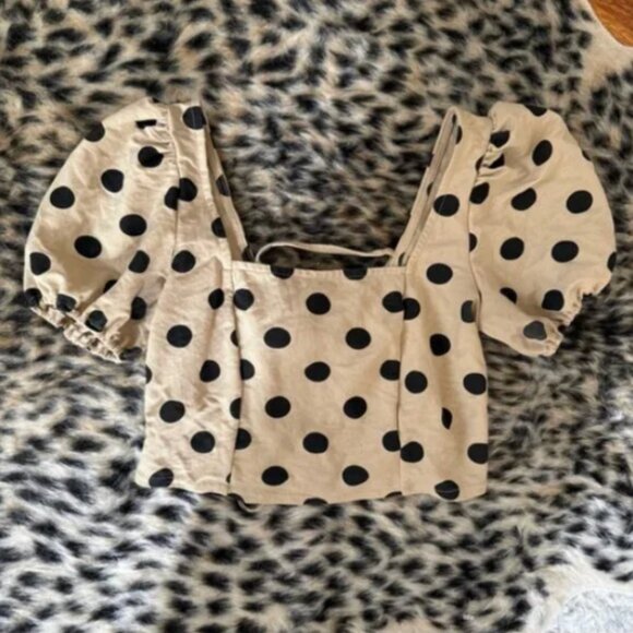 Mango Tan and Black Puff Sleeve Polka Dot Crop Top - Picture 1 of 1
